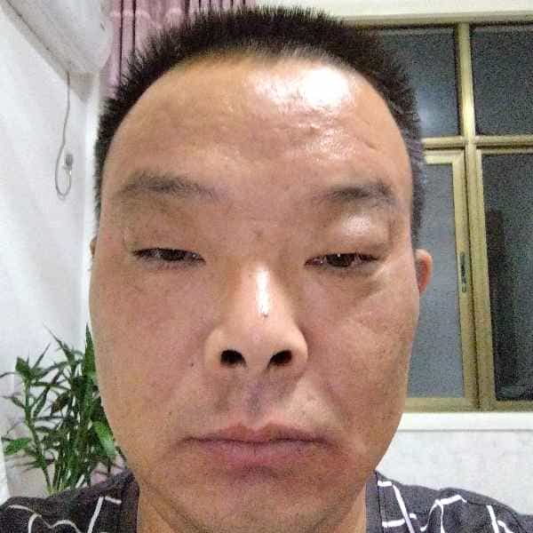 48岁岁江苏单身帅哥 - 广东吉缘网