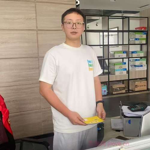 30岁岁江苏单身帅哥 - 广东吉缘网